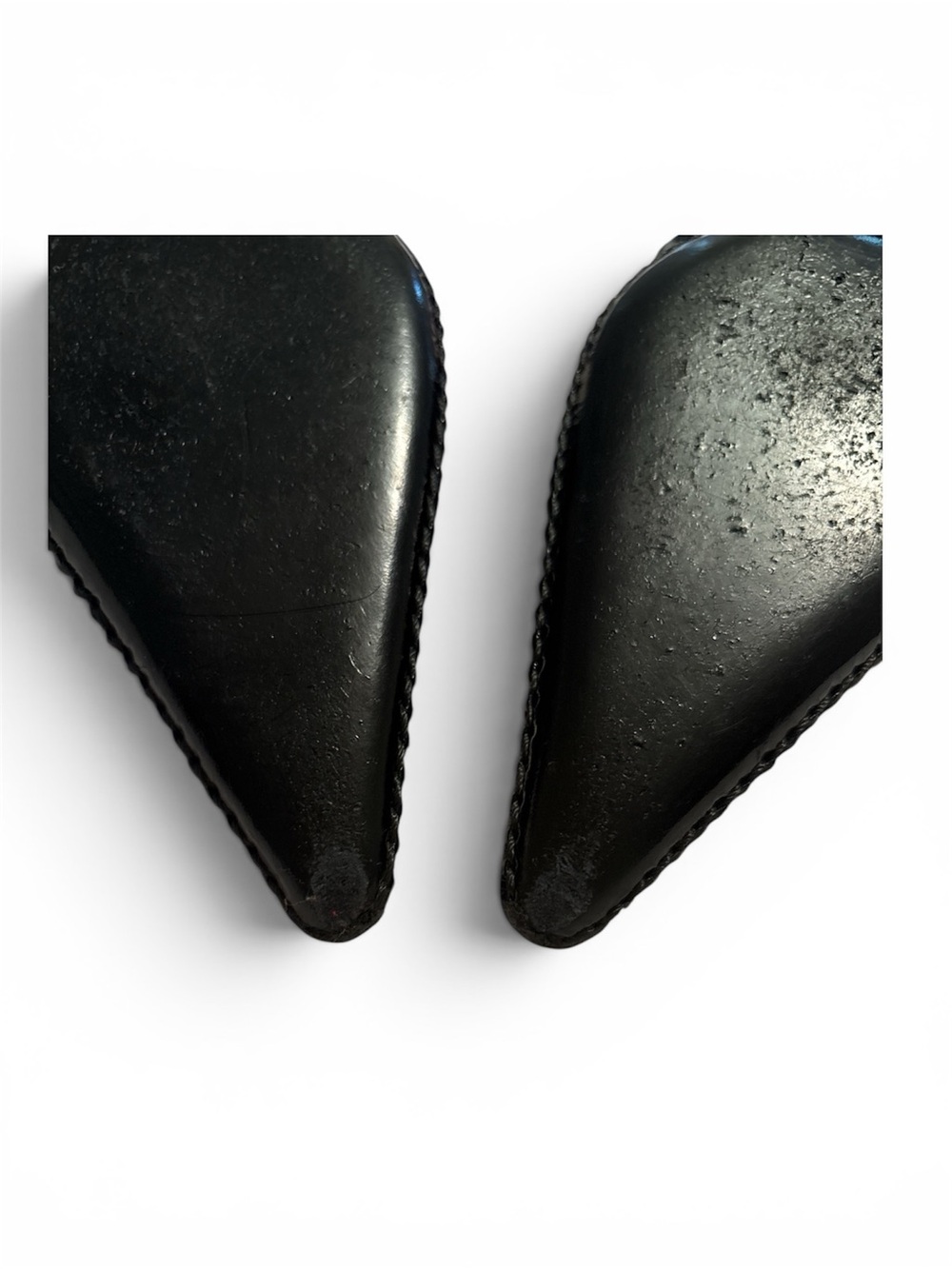 Sigerson Morrison Black Pointed T-Strap Heels with Stud Detail Size 10  Leather - Picture 4 of 9